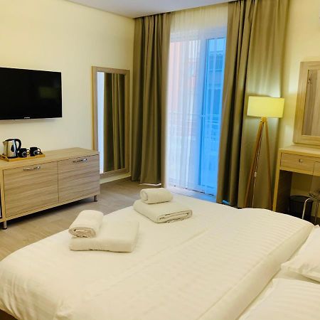 Elko Fa Golem Apartment โกเลม ภายนอก รูปภาพ