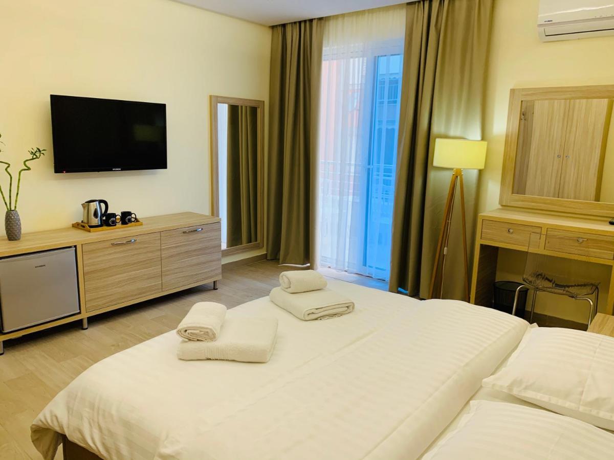 Elko Fa Golem Apartment โกเลม ภายนอก รูปภาพ