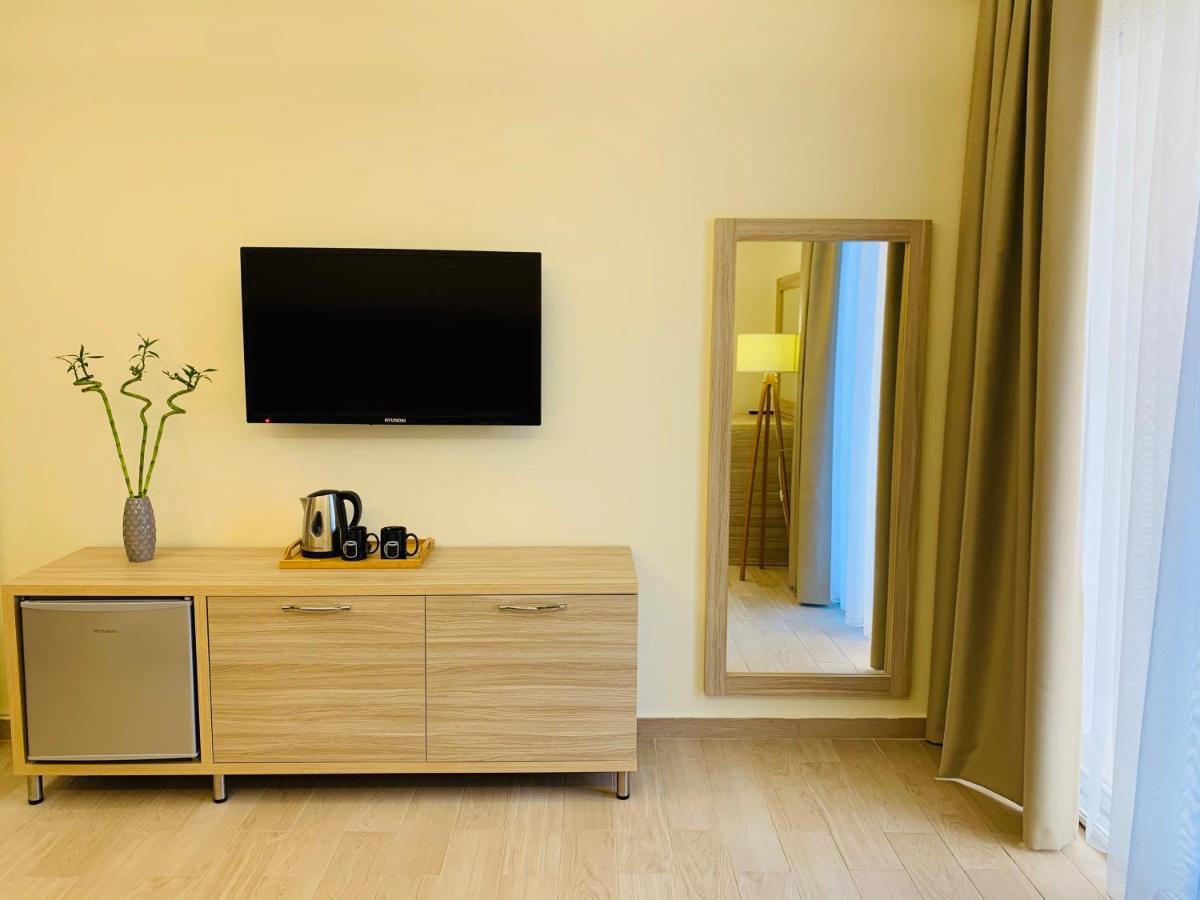 Elko Fa Golem Apartment โกเลม ภายนอก รูปภาพ